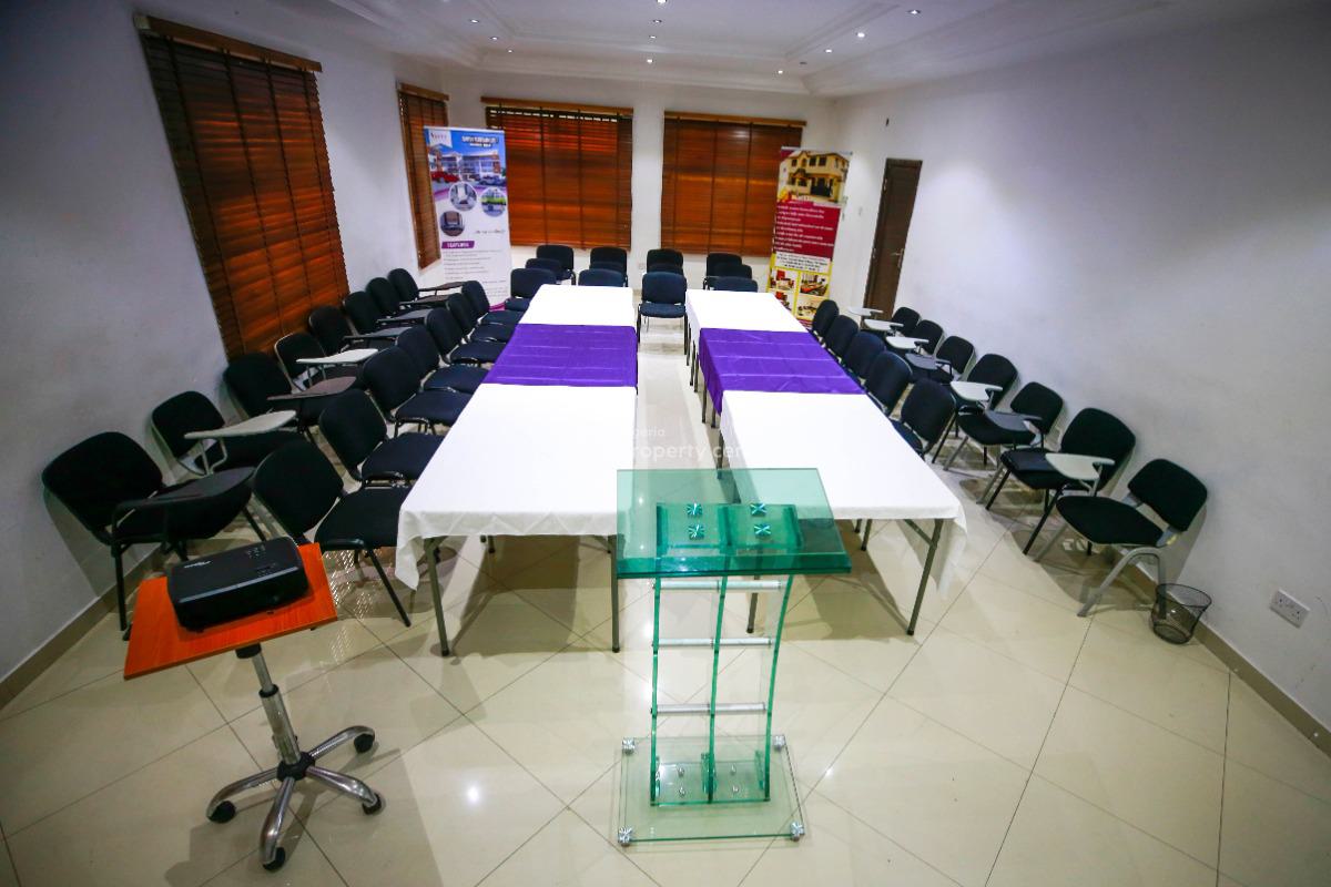 Training Hall, 22 Kumasi Crescent, Wuse 2, Abuja, Conference / Meeting / Training Room for Rent