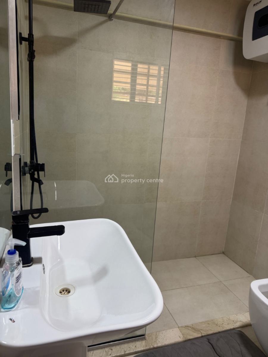 Furnished 3bedroom on Akin Olugbade Street, Victoria Island, Akin Olugbade Street, Victoria Island (vi), Lagos, Flat / Apartment for Rent
