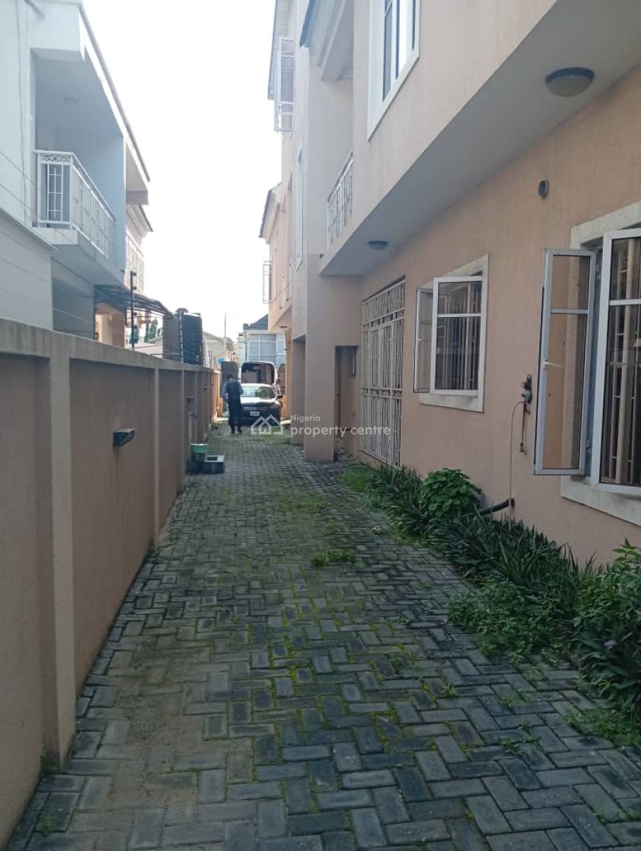 5-bed Semi-detached House+bq in Lekki Phase 1, Lekki Phase 1, Lekki, Lagos, House for Rent