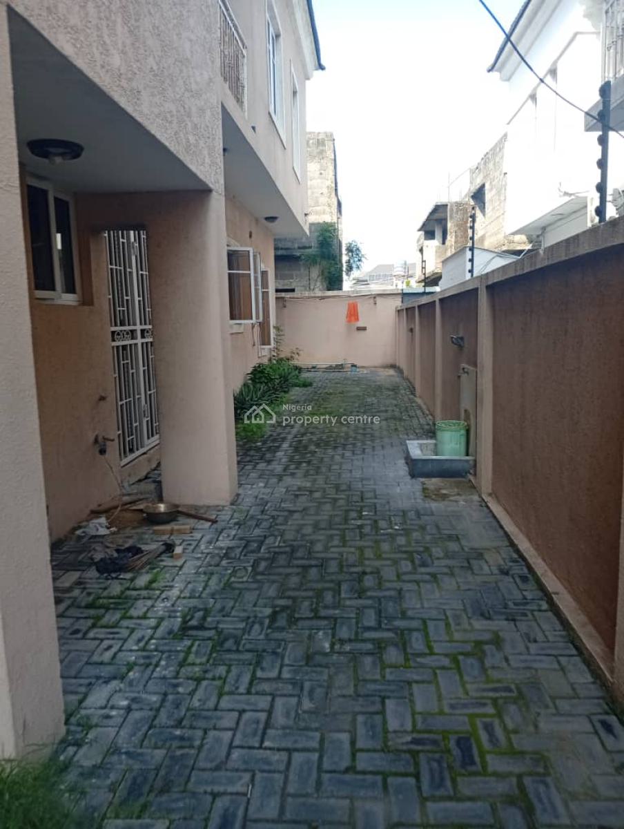 5-bed Semi-detached House+bq in Lekki Phase 1, Lekki Phase 1, Lekki, Lagos, House for Rent