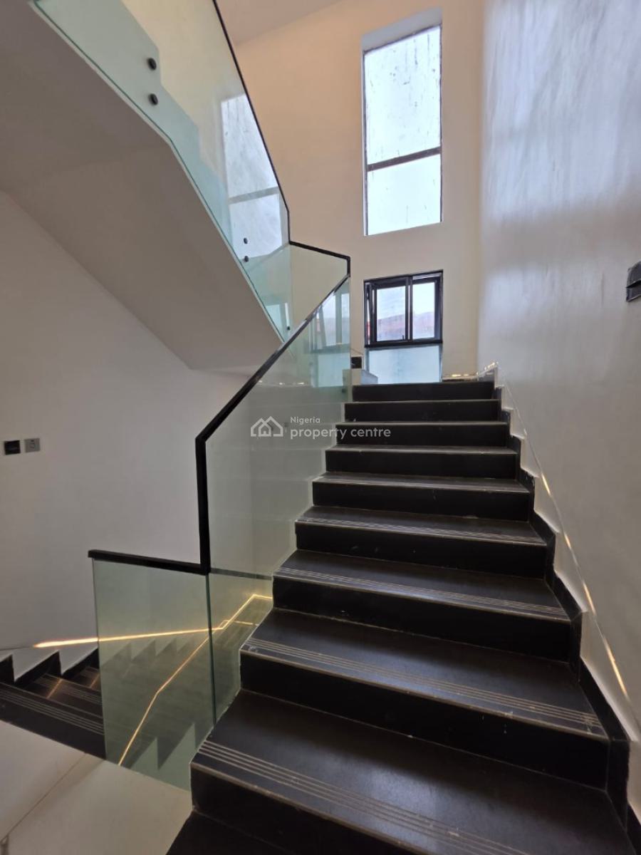 5 Bedrooms Fully Detached Duplex, Lekki Phase 1, Lekki, Lagos, Detached Duplex for Sale