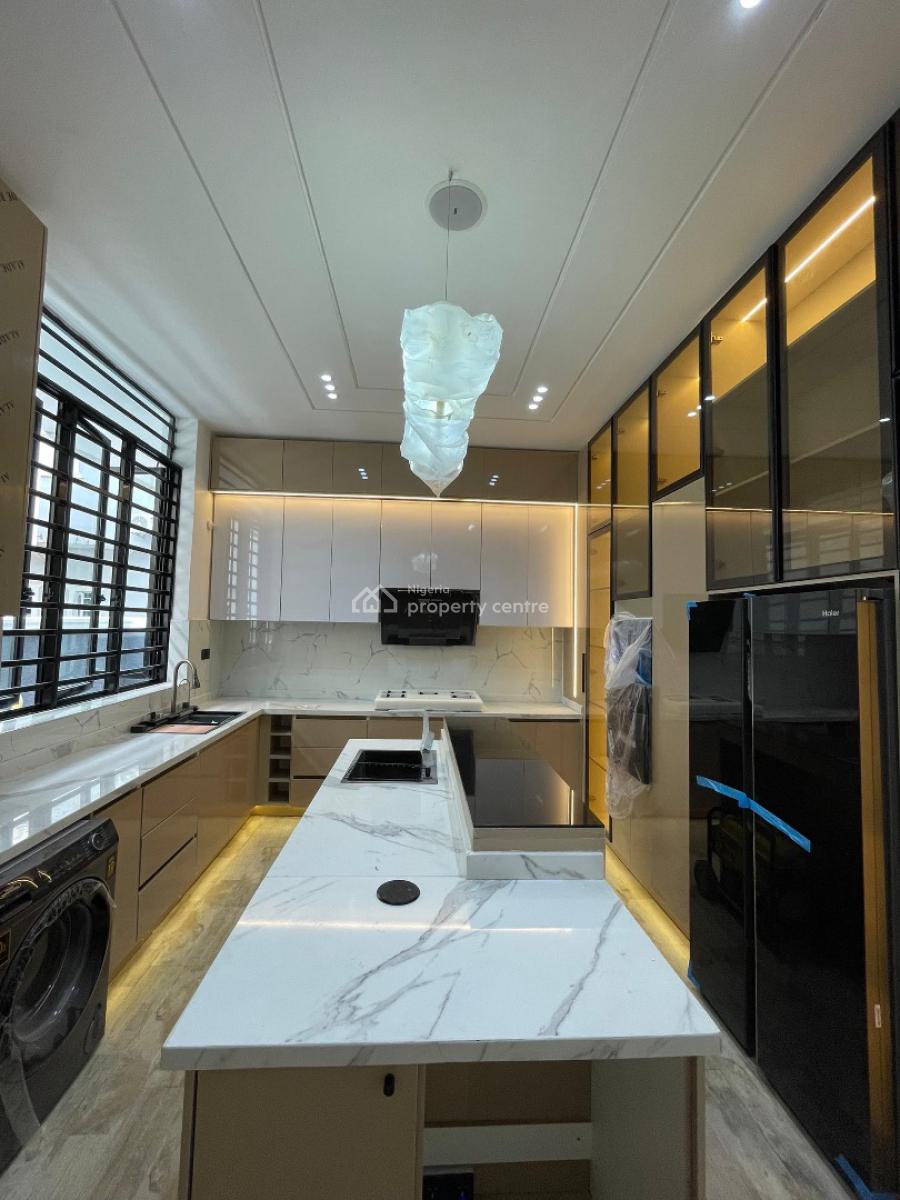 Plush Home in Lekki with Cinema, Pool &many Amazing Features, Ikota Lekki, Lekki, Lagos, Detached Duplex for Sale