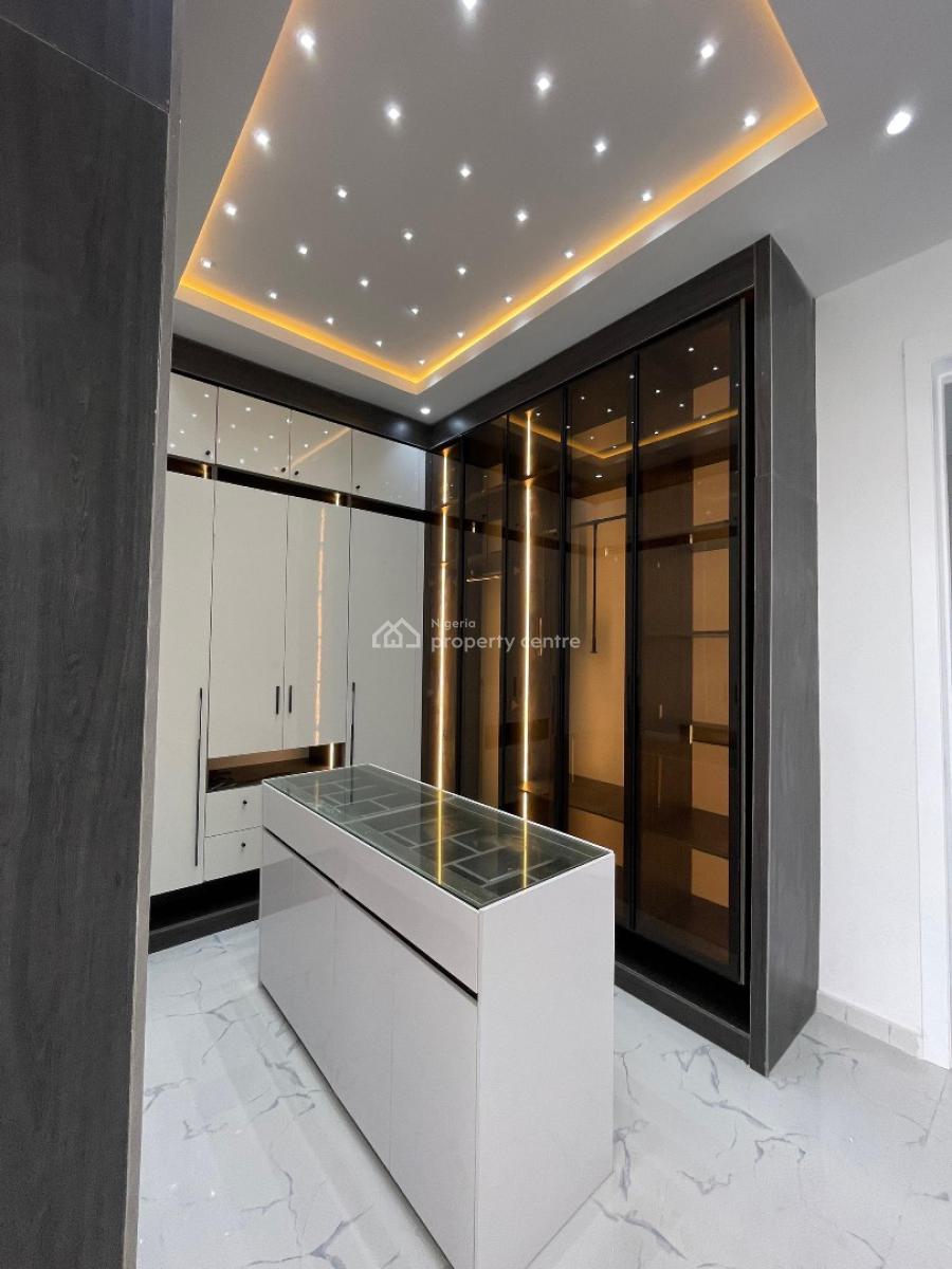 Plush Home in Lekki with Cinema, Pool &many Amazing Features, Ikota Lekki, Lekki, Lagos, Detached Duplex for Sale