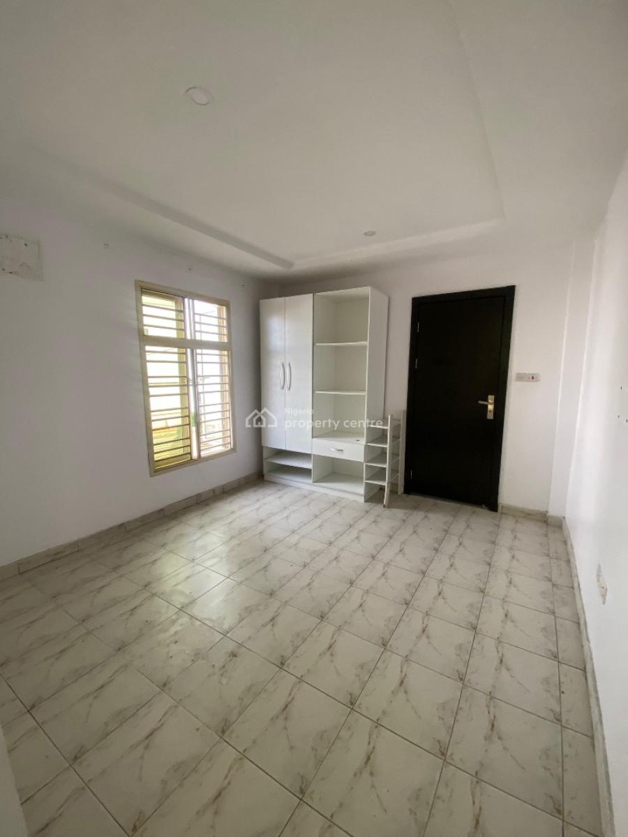 Luxury 4 Bedroom Maisonette Apartment with a Room Bq, Lekki Phase 1, Lekki, Lagos, Flat / Apartment for Rent