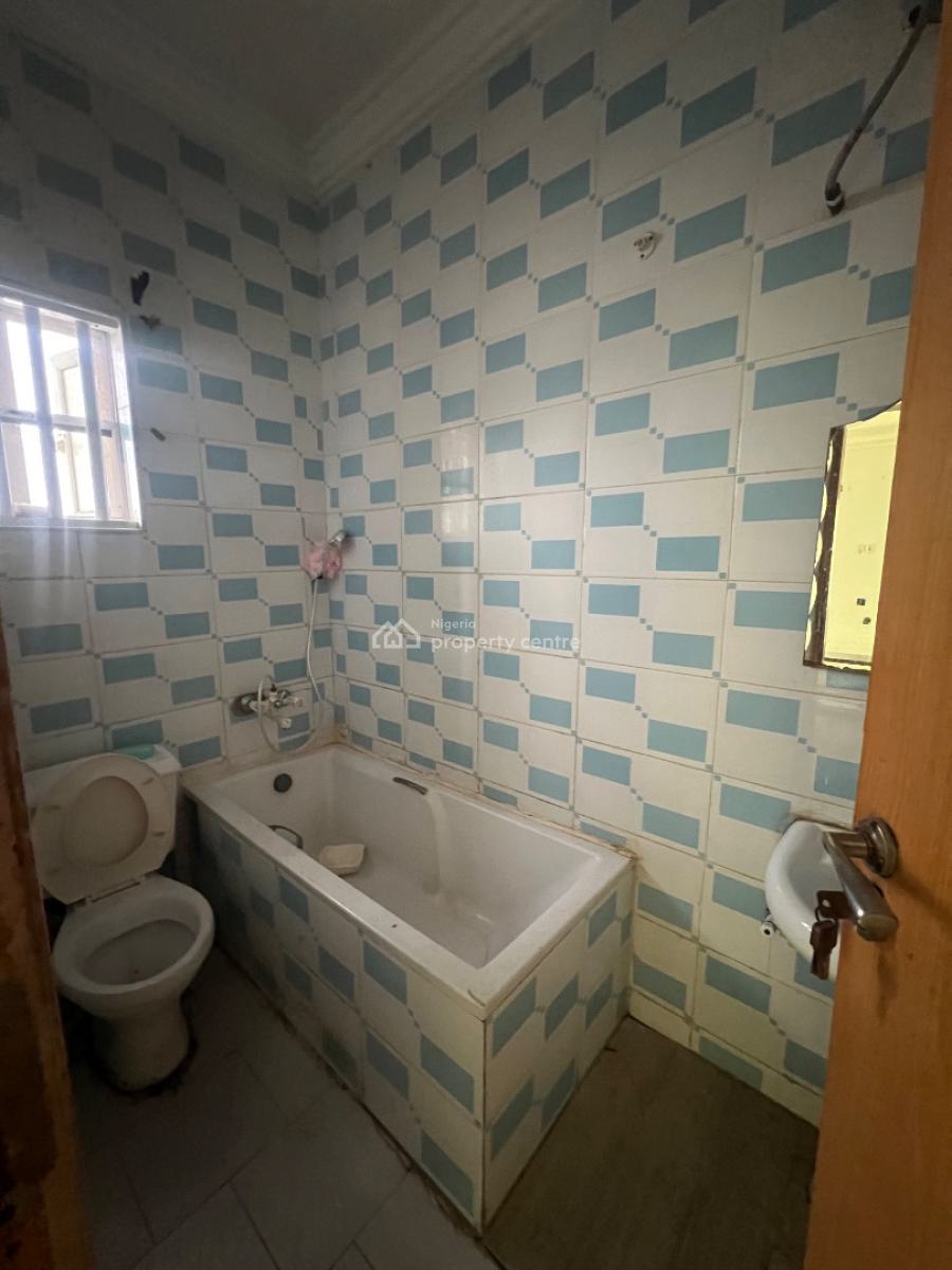 Well Maintained, Two Bedroom Apartments, Osapa, Lekki, Lagos, Flat / Apartment for Rent