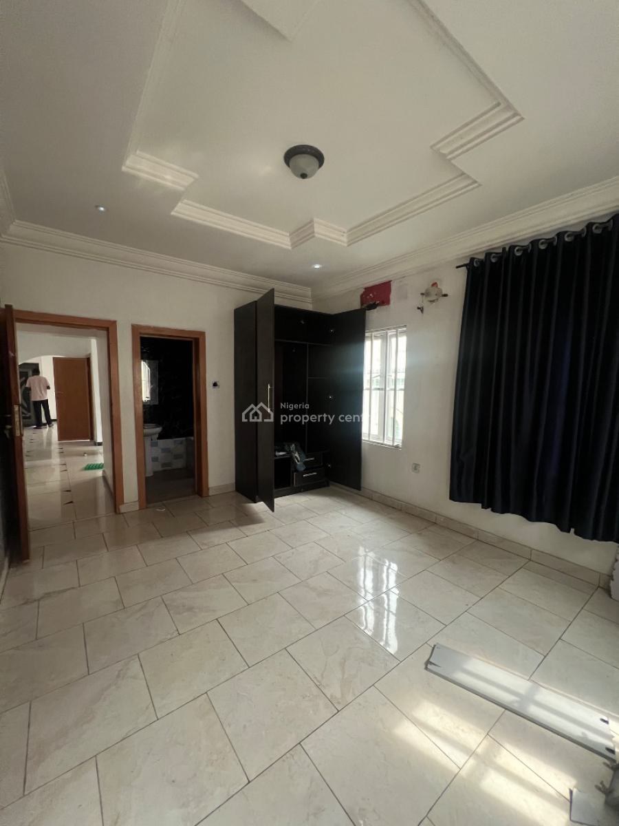 Well Maintained, Two Bedroom Apartments, Osapa, Lekki, Lagos, Flat / Apartment for Rent