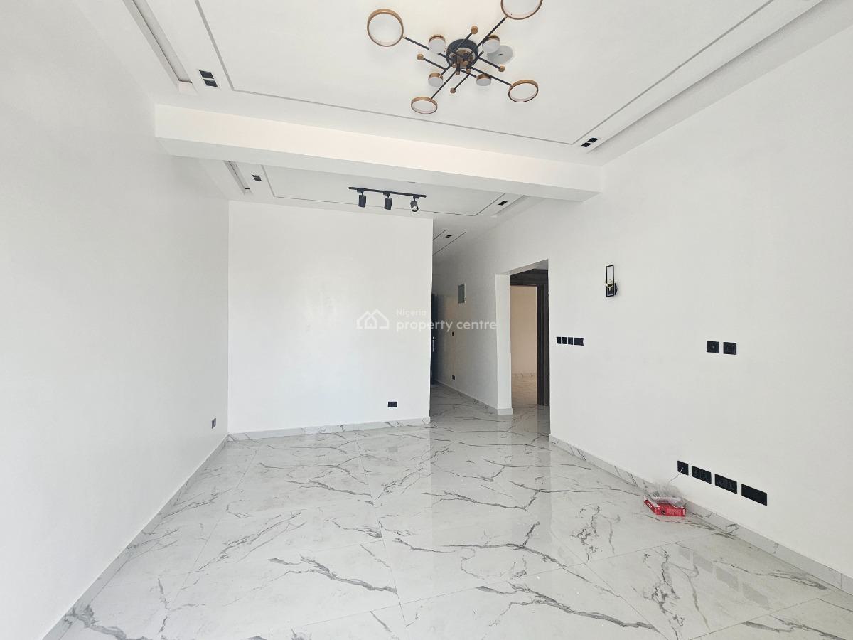 Newly Built 2 Bedrooms Apartment, Lekki Phase 1, Lekki, Lagos, Flat / Apartment for Sale