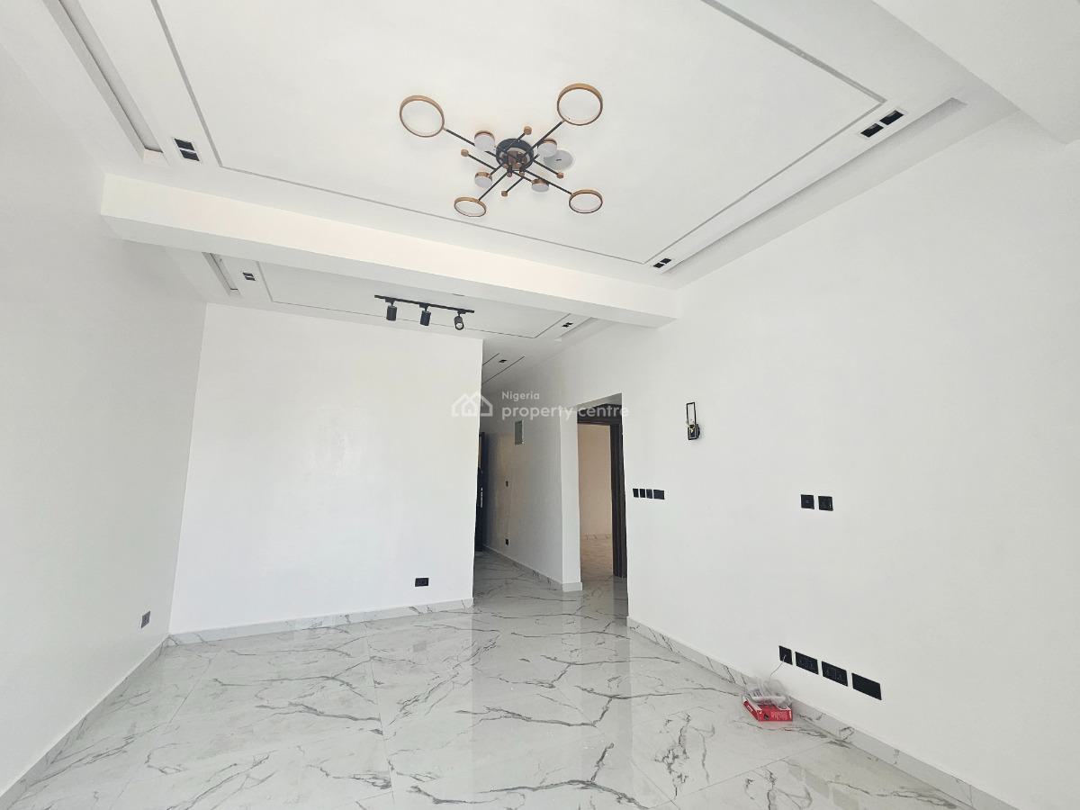Newly Built 2 Bedrooms Apartment, Lekki Phase 1, Lekki, Lagos, Flat / Apartment for Sale