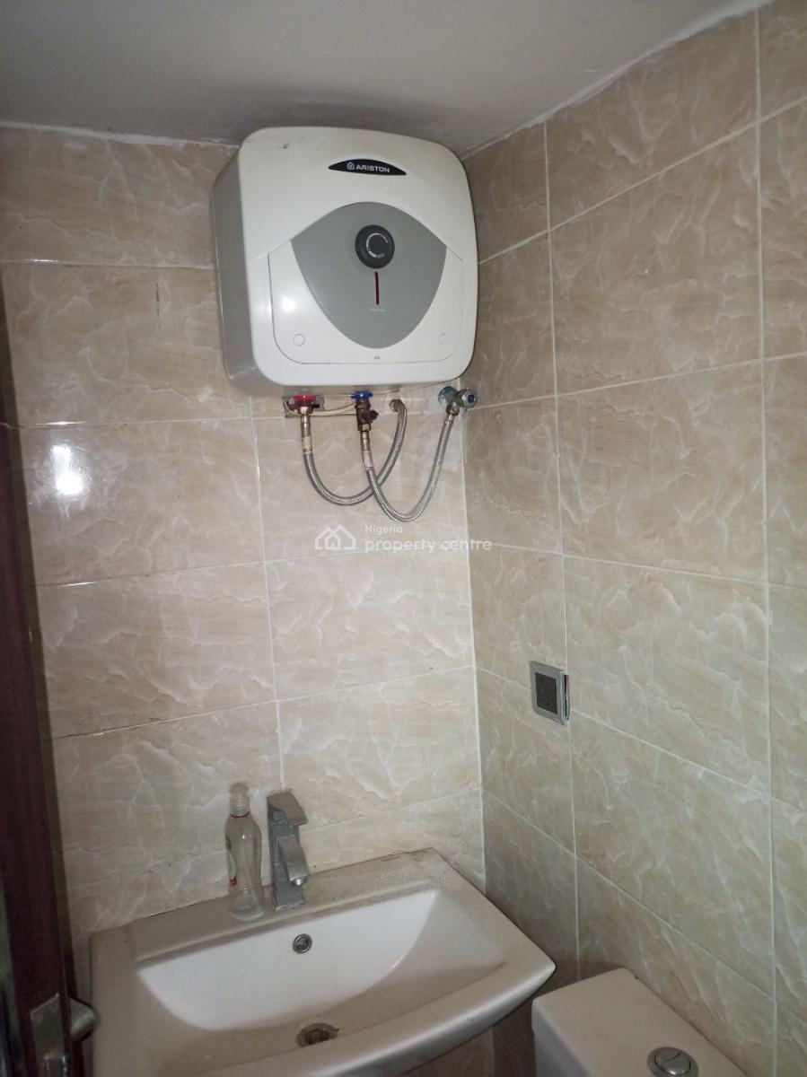 Two Bedroom Apartment, Badore, Badore, Ajah, Lagos, Flat / Apartment for Rent
