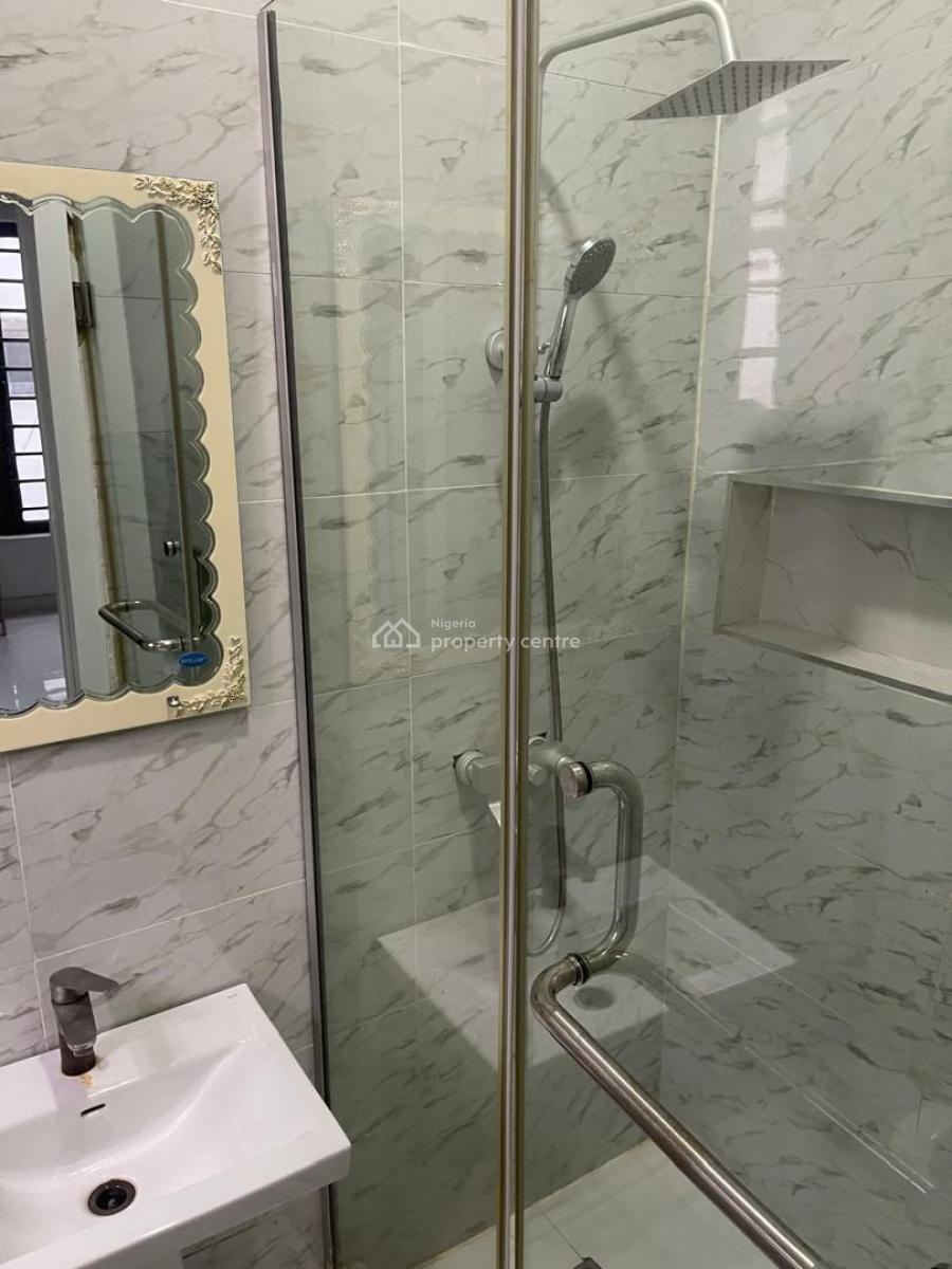 Standard Executive Shared Apartment, Chevron, Lekki, Lagos, Flat / Apartment for Rent