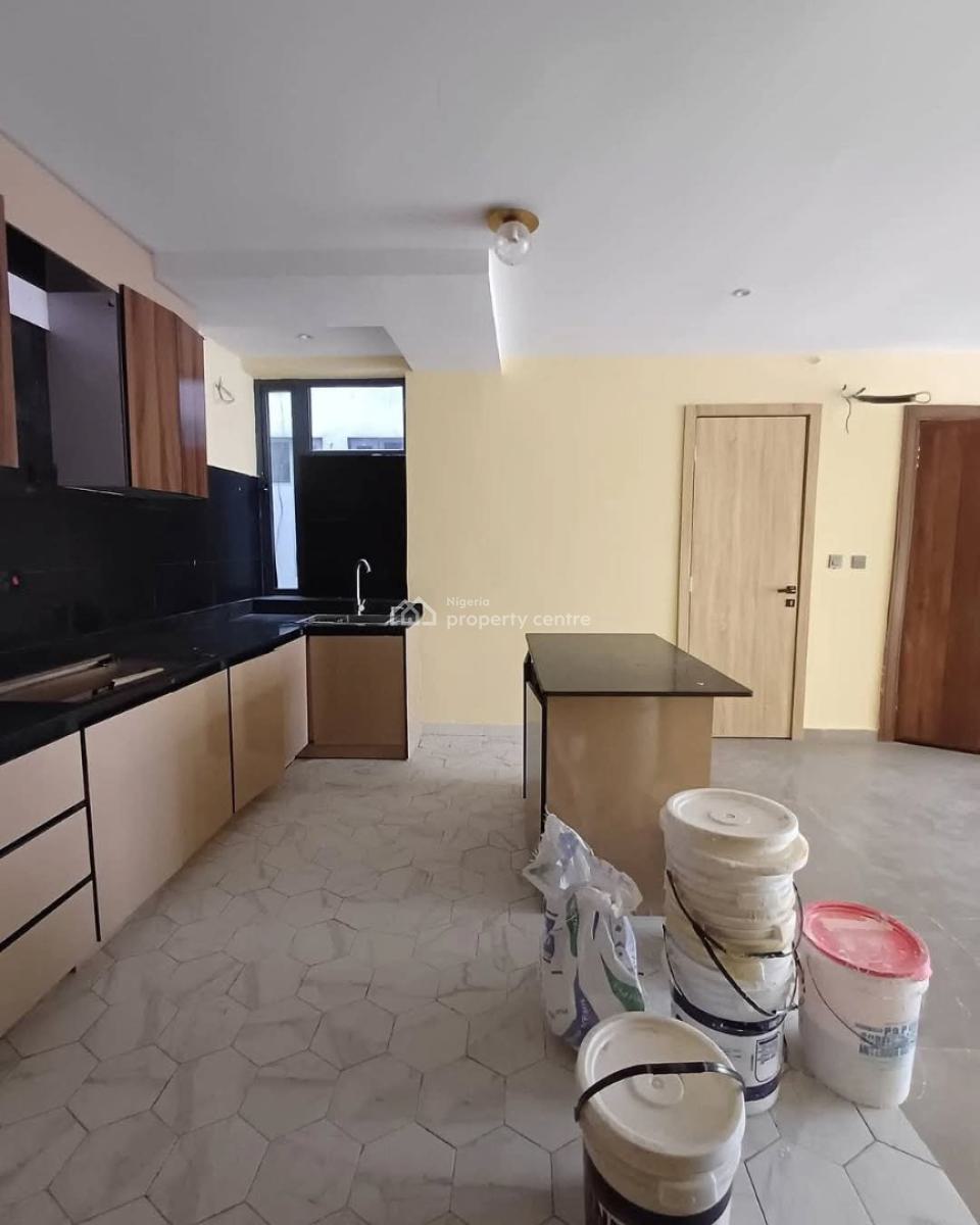 Fully Serviced 3-bedroom Apartment + Bq and Pool, Lekki Right, Lekki, Lagos, Flat / Apartment for Rent