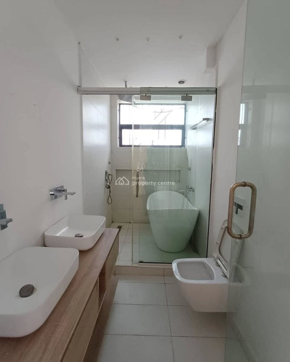 Fully Serviced 3-bedroom Apartment + Bq and Pool, Lekki Right, Lekki, Lagos, Flat / Apartment for Rent