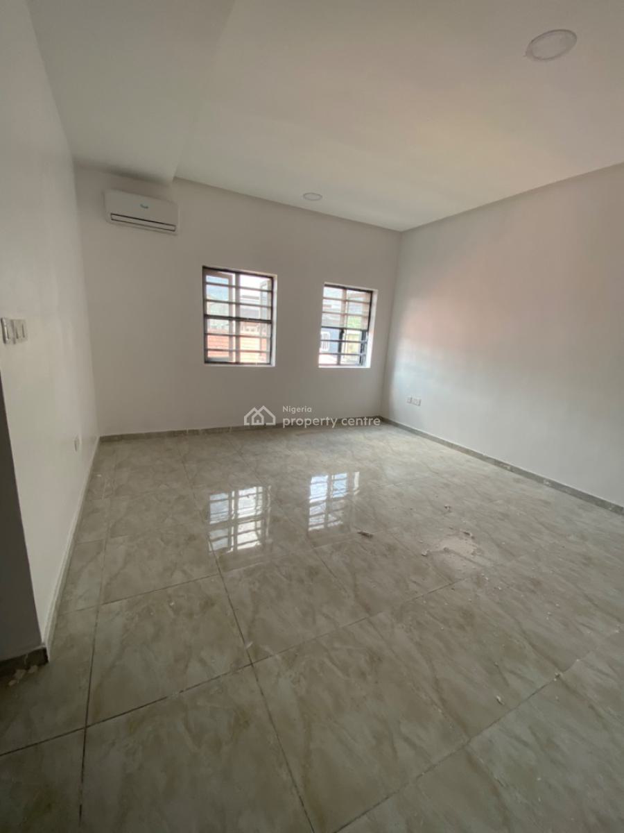 Spacious 4 Bedrooms Terraced Duplex with Bq, Ikate Elegushi, Lekki, Lagos, Terraced Duplex for Rent