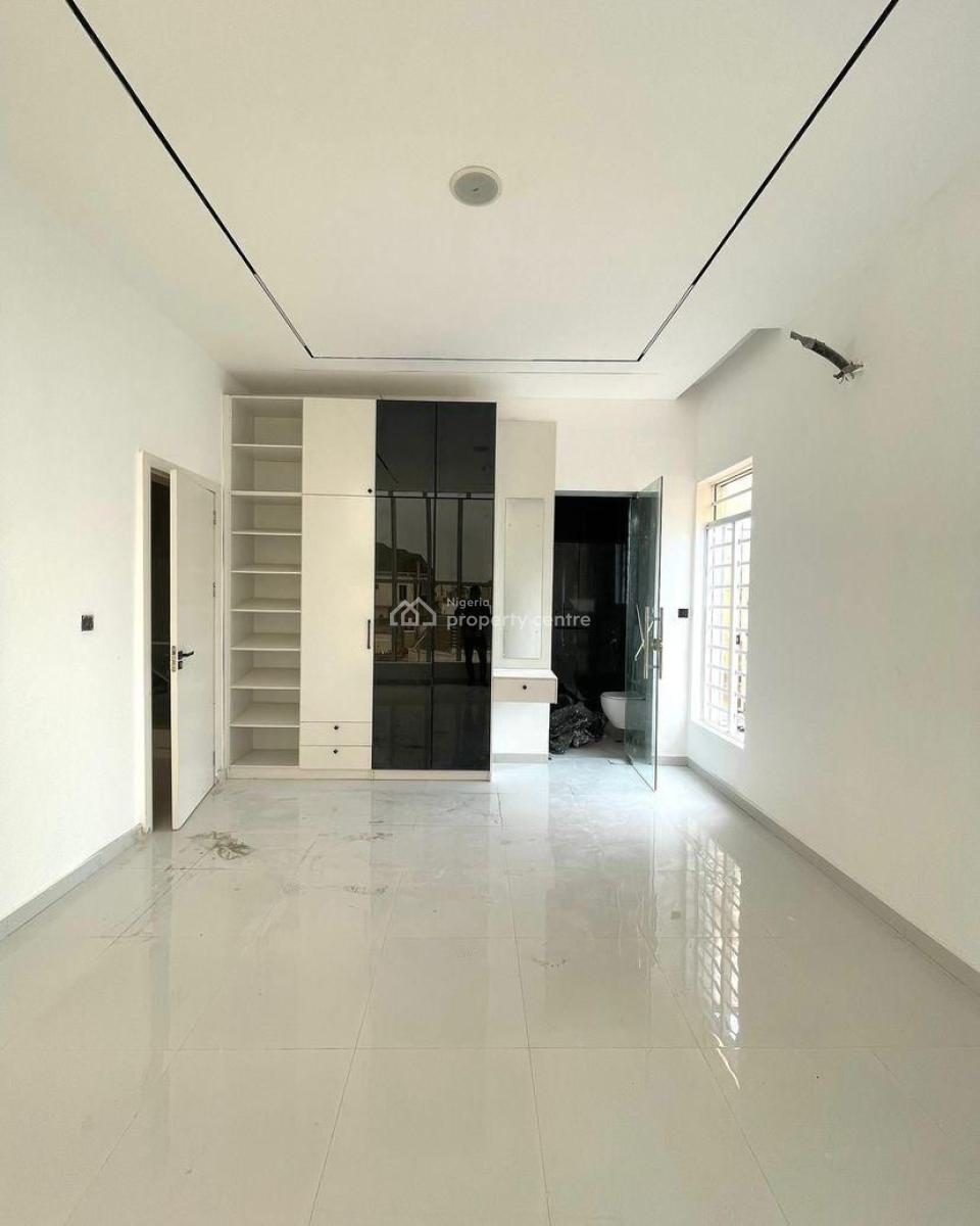 5 Bedroom Fully Detached Duplex with Security House for Commercial Use, Orchid Road, Lekki, Lagos, House for Rent