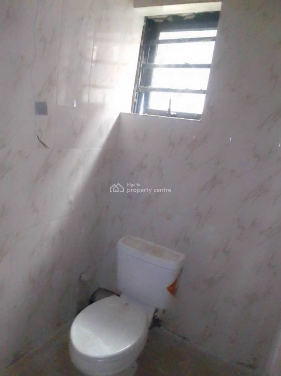 Very Lovely Room and Parlour Self Contained Apartment, Sabo, Yaba, Lagos, Mini Flat (room and Parlour) for Rent