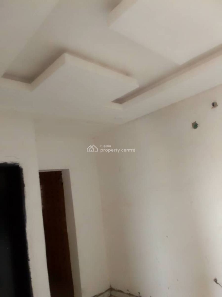 Very Lovely Room and Parlour Self Contained Apartment, Sabo, Yaba, Lagos, Mini Flat (room and Parlour) for Rent