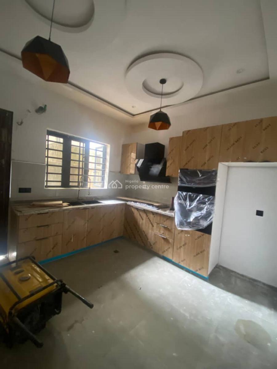 Tastefully Finished 3 Bedroom, Olaleye New Town Estate, Iponri, Surulere, Lagos, Flat / Apartment for Rent