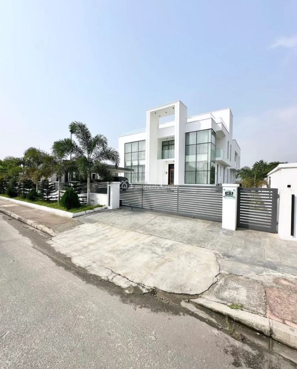 Fully Detached 6 Bedroom Smart Home Mega Triplex with Inverter, Swimming Pool, Royal Gardens Estate, Ajah, Lagos, Detached Duplex for Sale