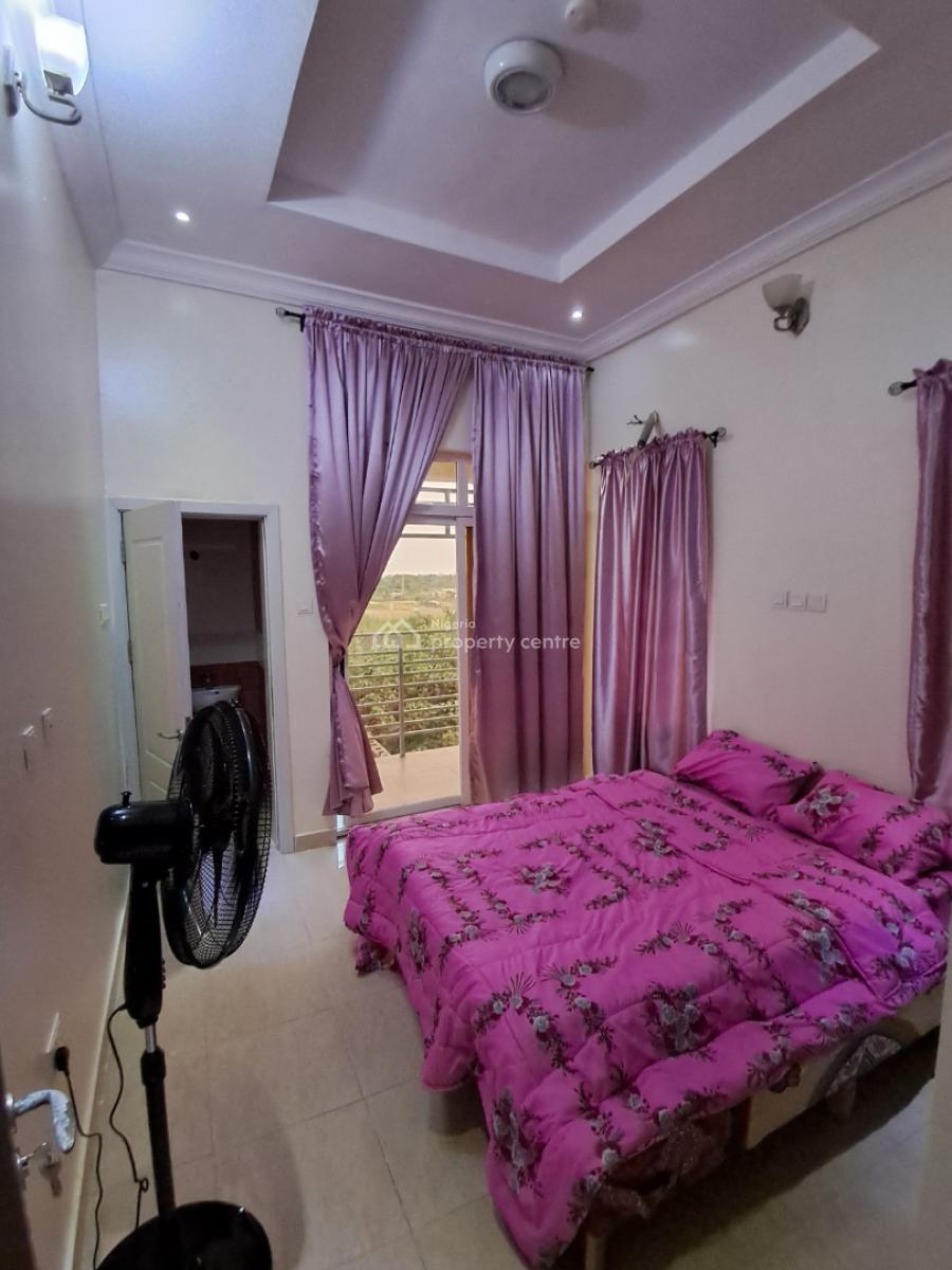 Exquisite Home, Greenland Estate, Ogombo, Lekki, Lagos, Mini Flat (room and Parlour) Short Let