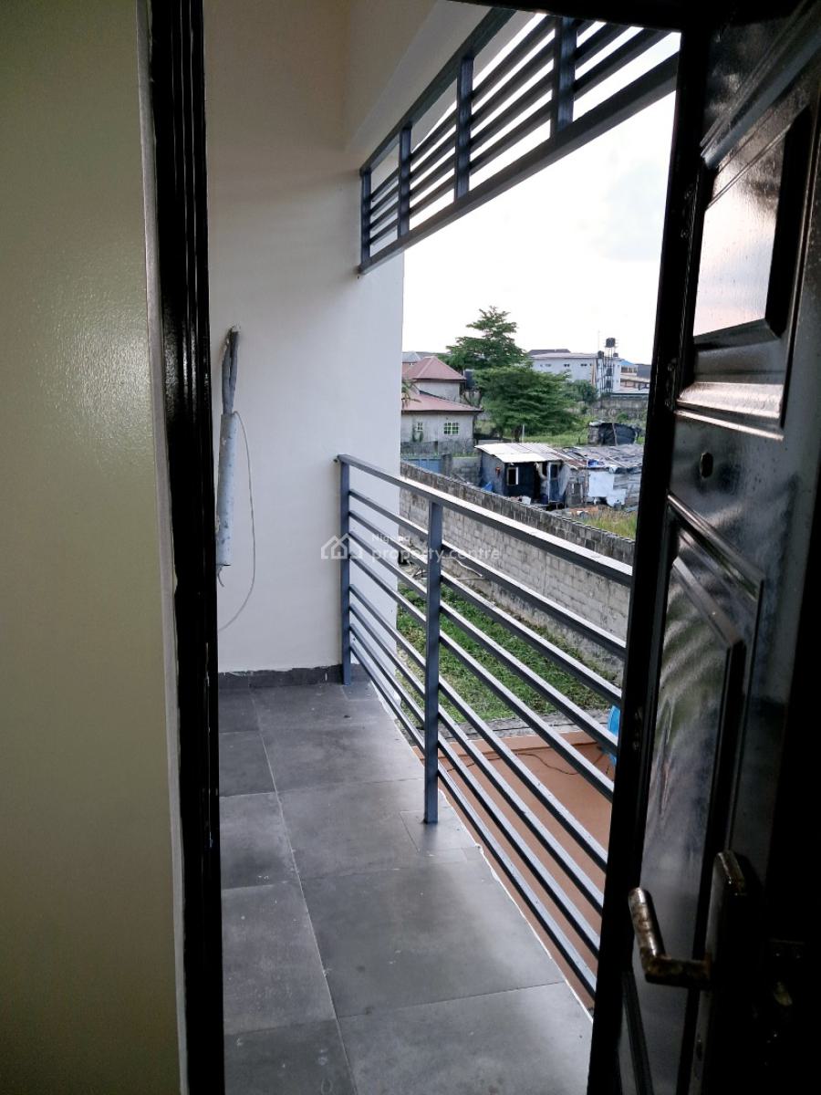Exquisite Home, Greenland Estate, Ogombo, Lekki, Lagos, Mini Flat (room and Parlour) Short Let