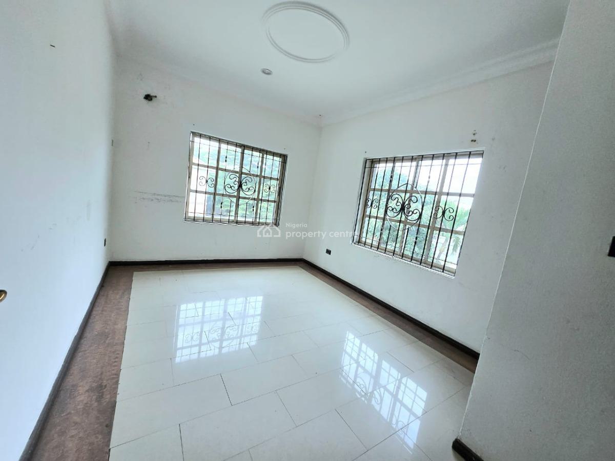Commercial 4 Bedroom Semi-detached Duplex, Lekki Phase 1, Lekki, Lagos, Semi-detached Duplex for Rent