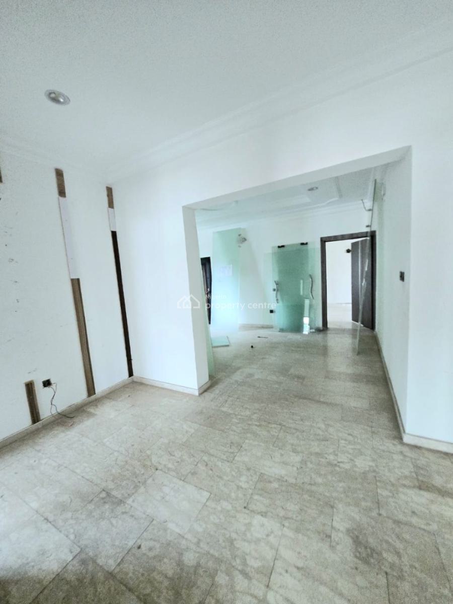 Commercial 4 Bedroom Semi-detached Duplex, Lekki Phase 1, Lekki, Lagos, Semi-detached Duplex for Rent