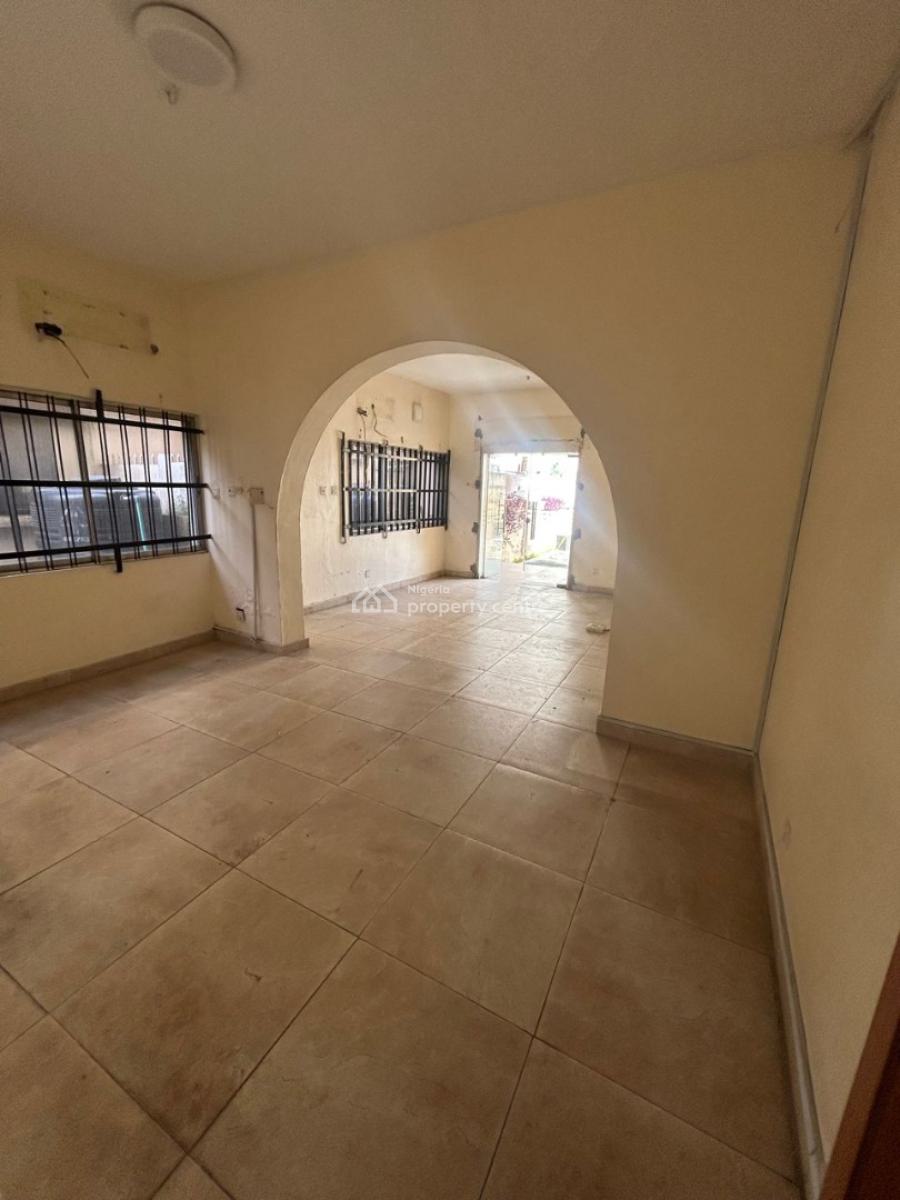 Well Maintained 5-bedroom Semi-detached, Victoria Island (vi), Lagos, Office Space for Rent