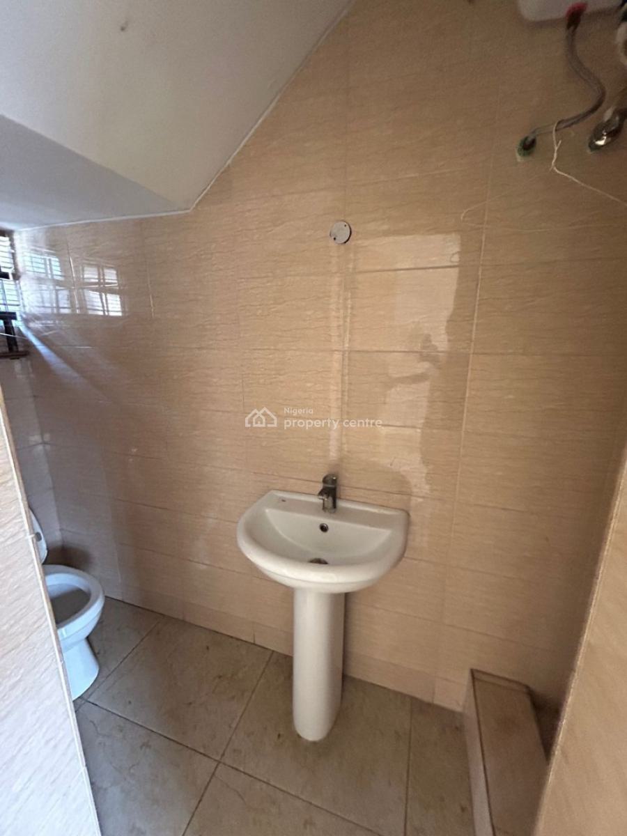 Well Maintained 5-bedroom Semi-detached, Victoria Island (vi), Lagos, Office Space for Rent