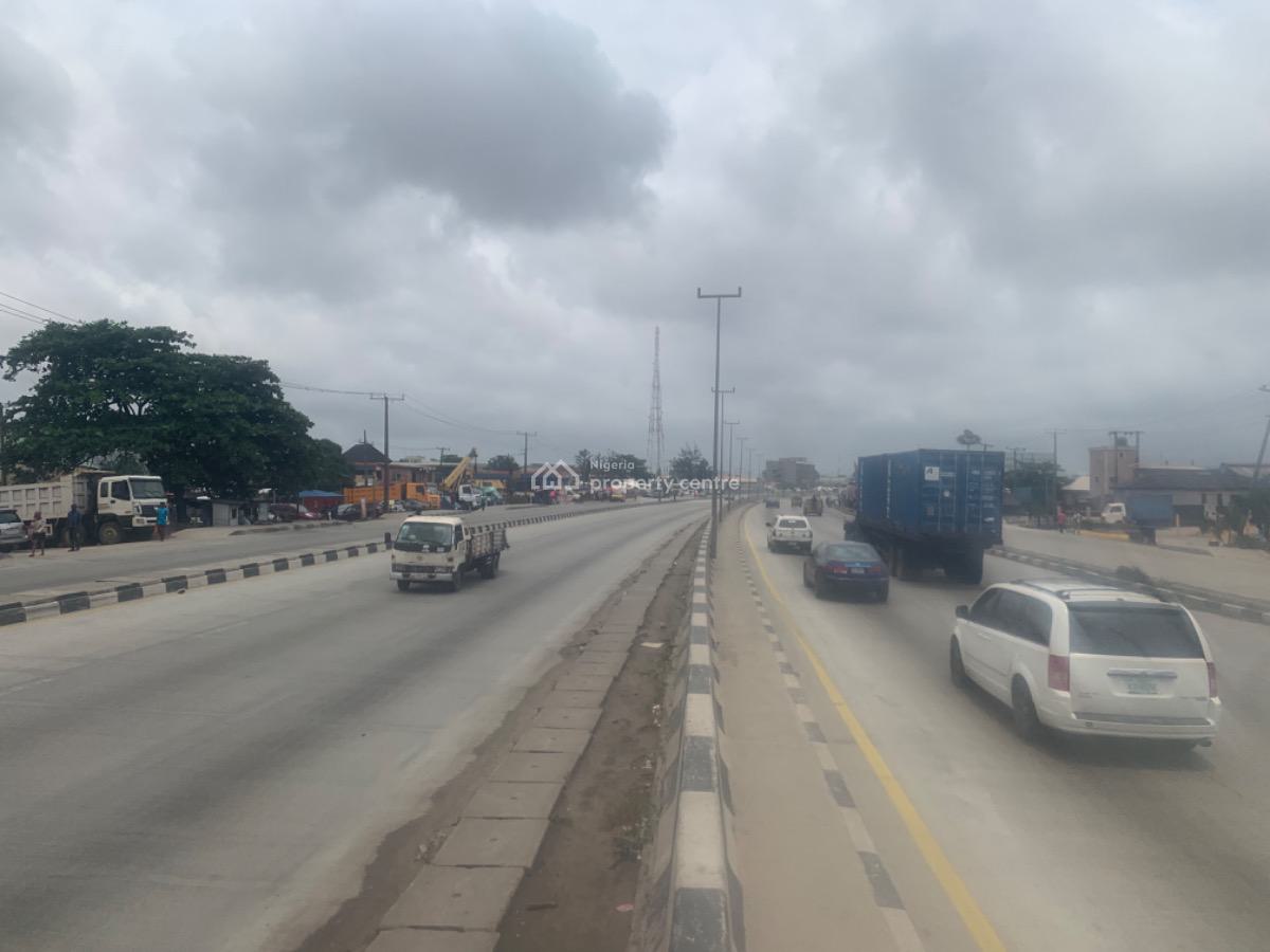 Ware House on 8,250 Sqm Industrial Land, Coker Express/amuwo Odofin/lagos, Amuwo Odofin, Lagos, Warehouse for Sale