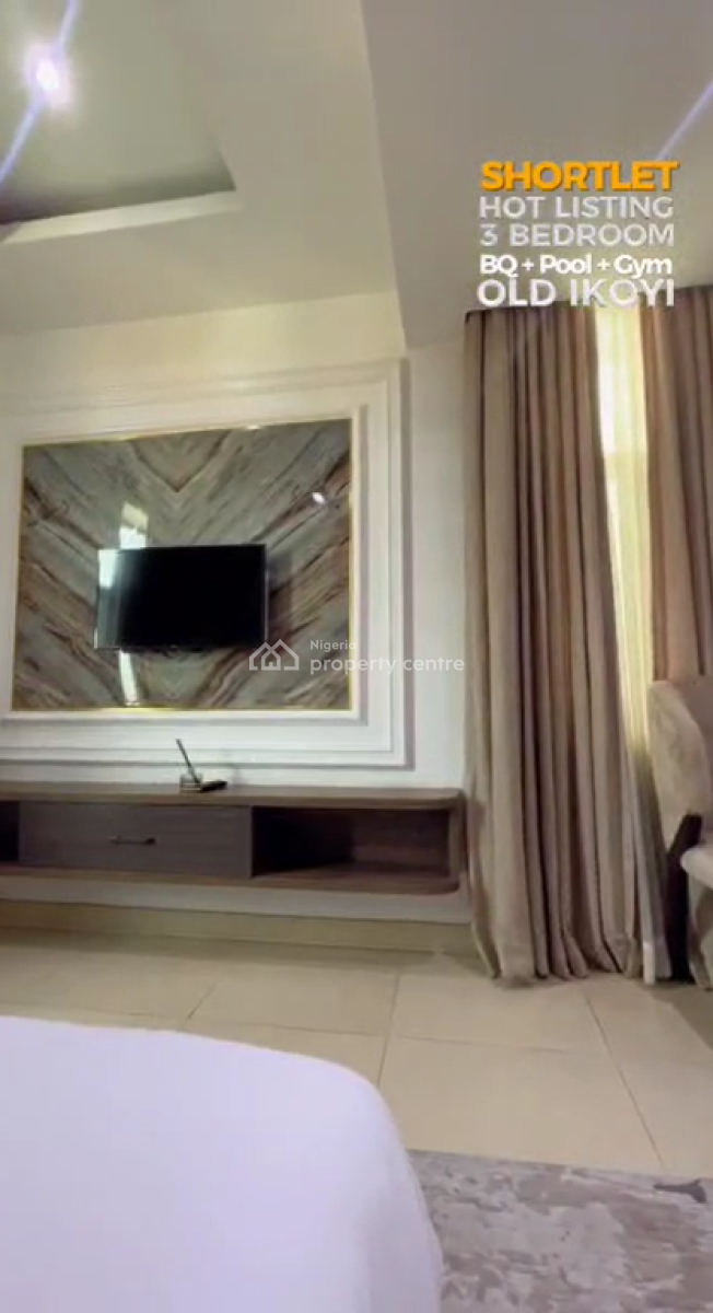 Unfurnished 3 Bedroom Flat on The 3rd Floor with 1 Bq, Old Ikoyi, Ikoyi, Lagos, Flat / Apartment for Rent