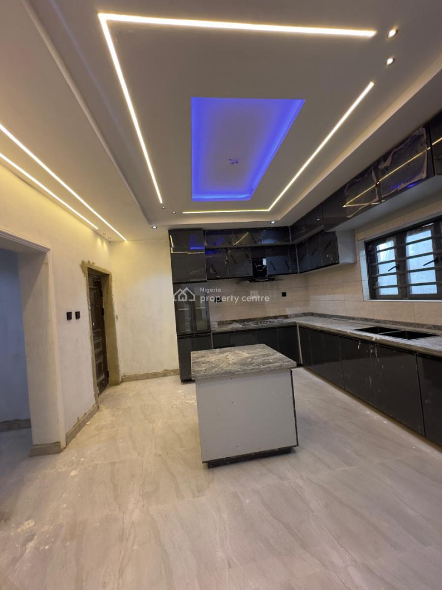 4 Bedrooms Fully Detached Duplex Home with a Penthouse in an Estate, Adeoje Estate, Akala Express, Ibadan, Oyo, Detached Duplex for Sale