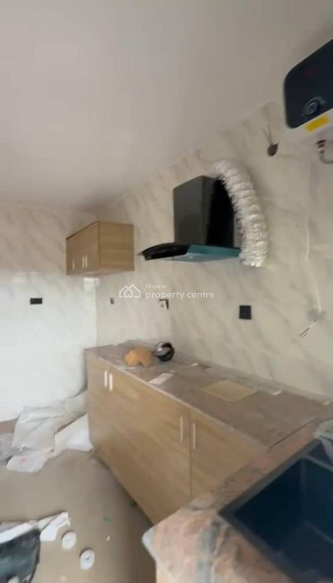 Newly Built 2 Bedroom Flat, Second Floor, Ijesha, Surulere, Lagos, Flat / Apartment for Rent
