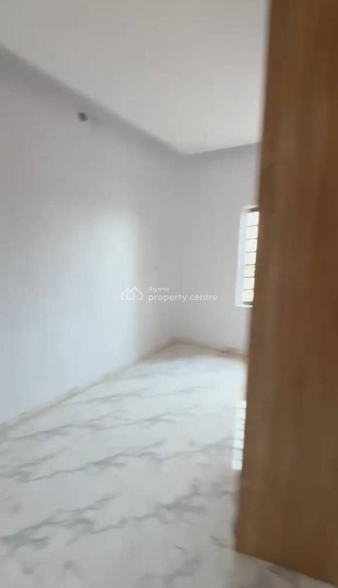 Newly Built 2 Bedroom Flat, Second Floor, Ijesha, Surulere, Lagos, Flat / Apartment for Rent