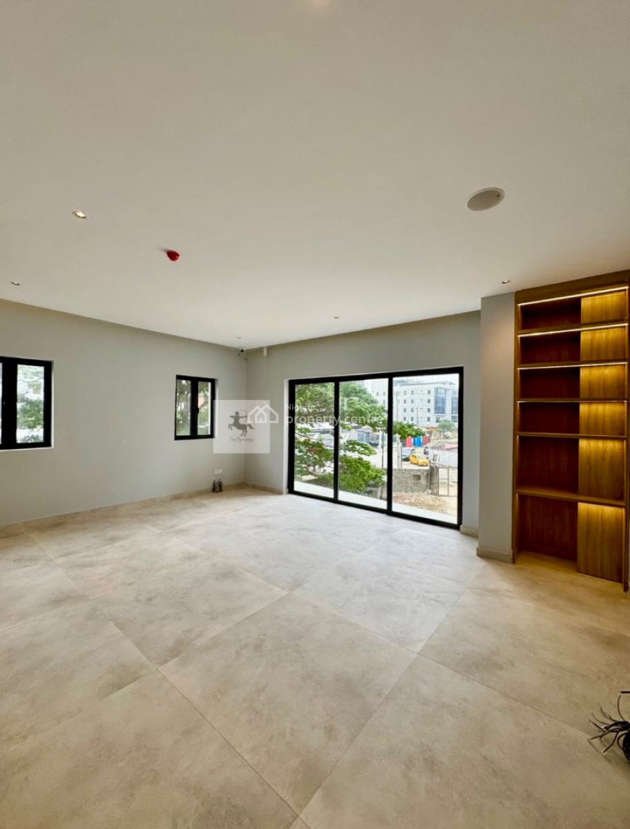 Luxury 3 Bedroom Apartment, Lekki Phase 1, Lekki, Lagos, Flat / Apartment for Sale