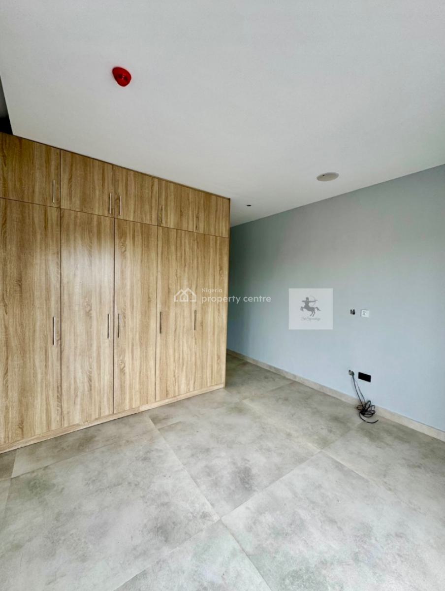 Luxury 3 Bedroom Apartment, Lekki Phase 1, Lekki, Lagos, Flat / Apartment for Sale
