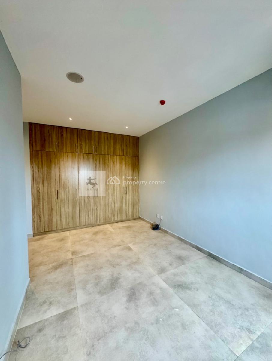 Luxury 3 Bedroom Apartment, Lekki Phase 1, Lekki, Lagos, Flat / Apartment for Sale