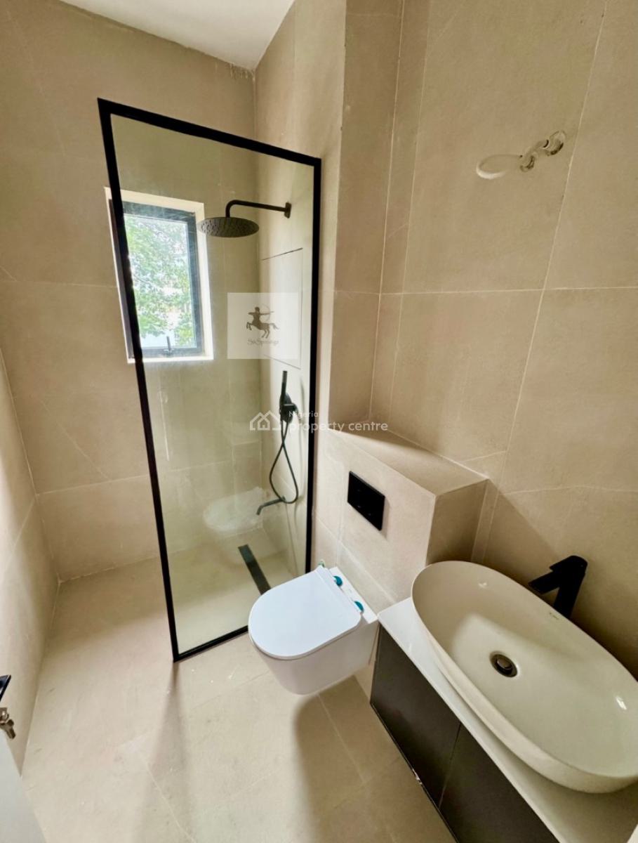 Luxury 3 Bedroom Apartment, Lekki Phase 1, Lekki, Lagos, Flat / Apartment for Sale