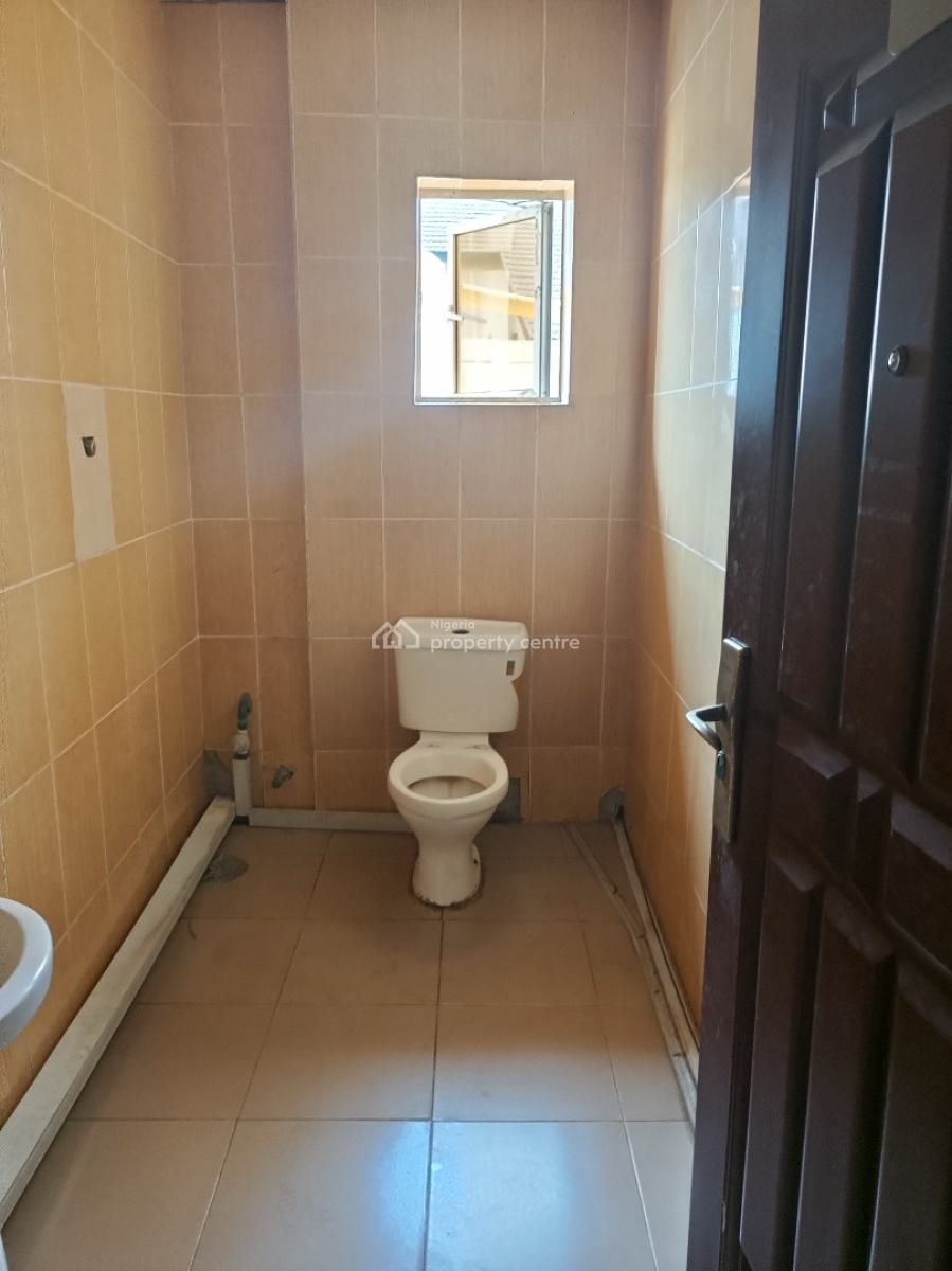 135sqm Partitioned Office Space with Elevator, Igbo Efon, Lekki, Lagos, Office Space for Rent