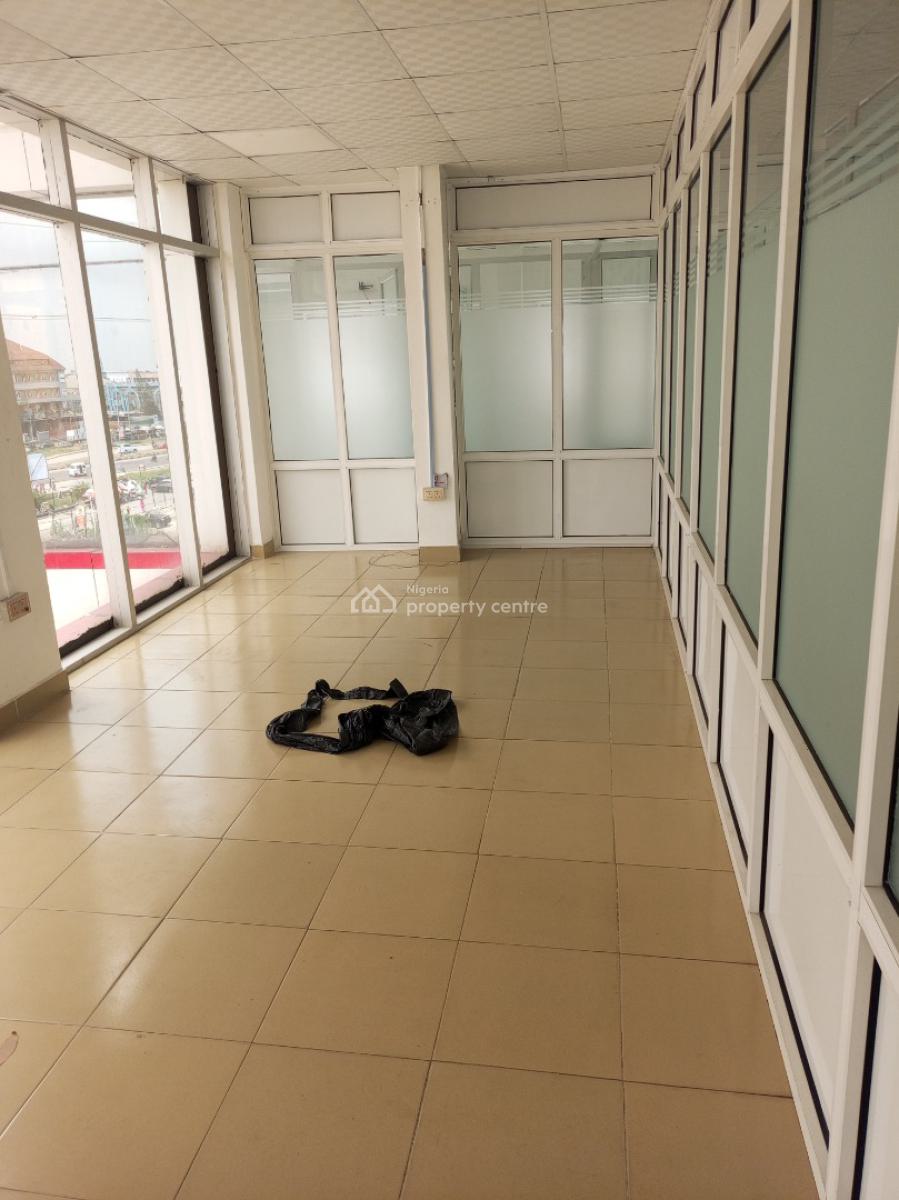 135sqm Partitioned Office Space with Elevator, Igbo Efon, Lekki, Lagos, Office Space for Rent