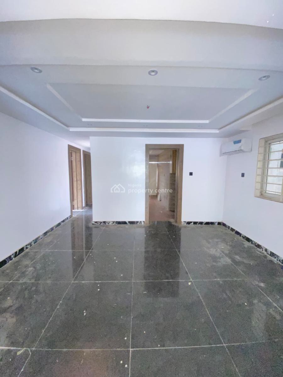 Clean 3 Bedroom Apartment, Lekki Phase 1, Lekki, Lagos, Flat / Apartment for Rent