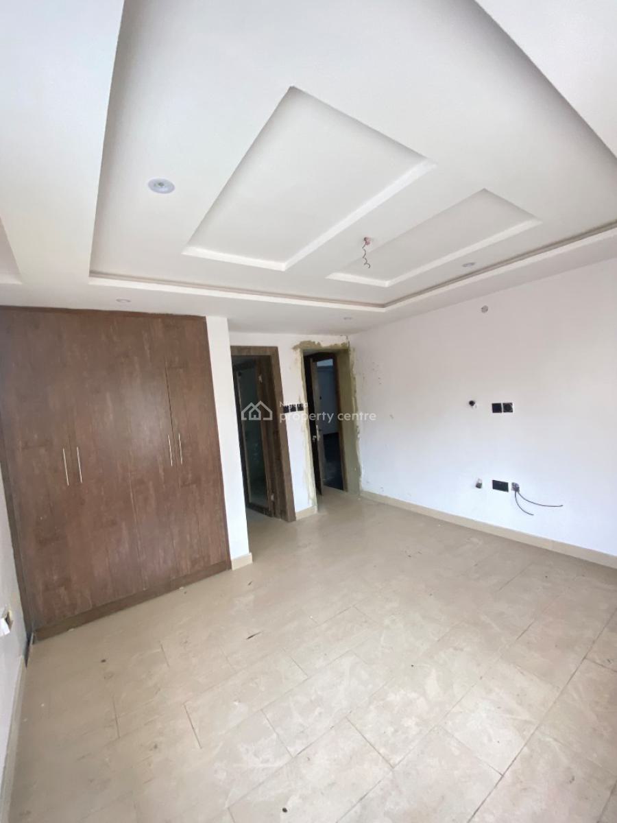 Clean 3 Bedroom Apartment, Lekki Phase 1, Lekki, Lagos, Flat / Apartment for Rent