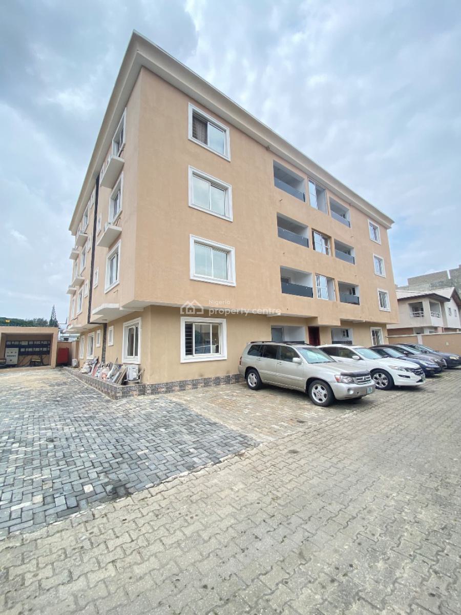 Clean 3 Bedroom Apartment, Lekki Phase 1, Lekki, Lagos, Flat / Apartment for Rent