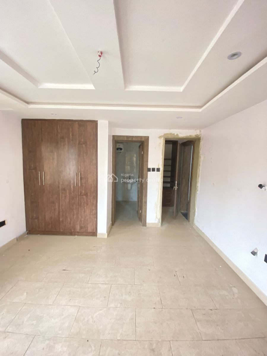 Clean 3 Bedroom Apartment, Lekki Phase 1, Lekki, Lagos, Flat / Apartment for Rent