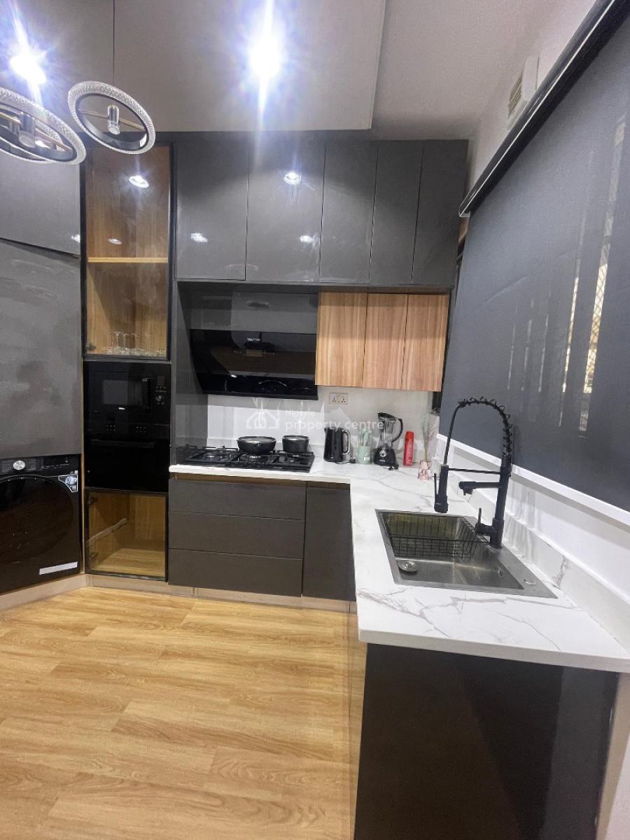 Luxury 2 Bedroom Apartment, Lekki Phase 1, Lekki, Lagos, Flat / Apartment Short Let