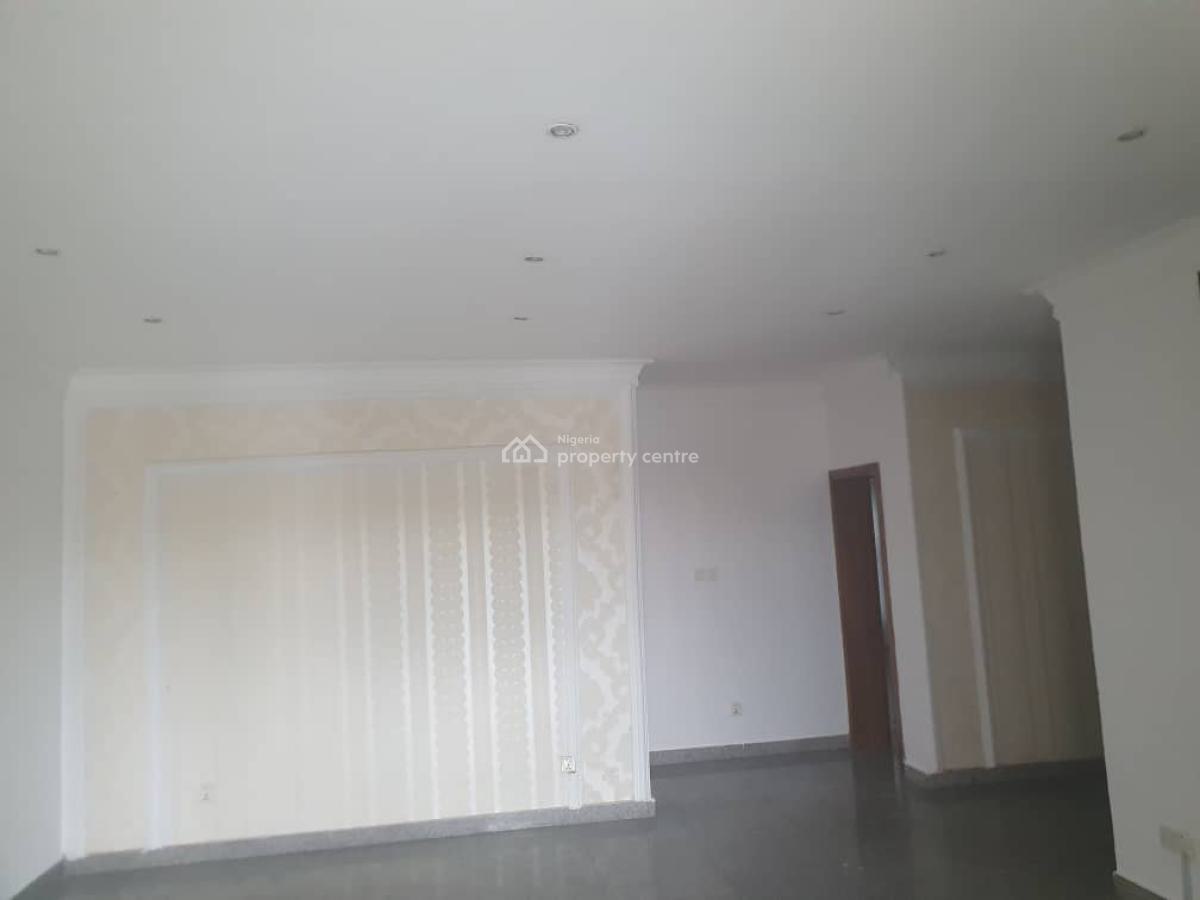 Serviced 2-bedroom Penthouse Apartment, Off Babatunde Anjous Street, Lekki Phase 1, Lekki, Lagos, Flat / Apartment for Rent