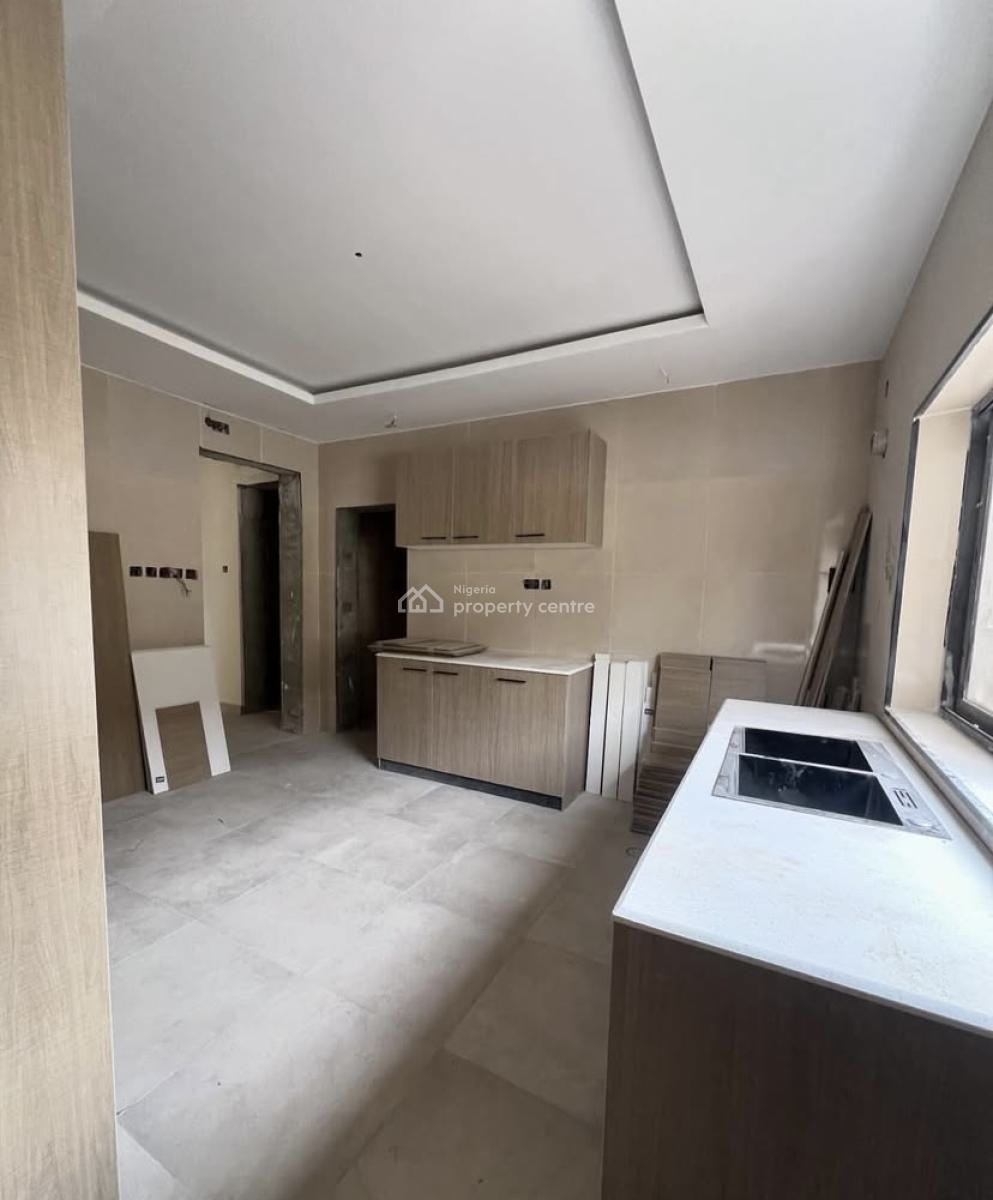 Newly Renovated 3 Bedroom Apartment with Bq, Old Ikoyi, Ikoyi, Lagos, Flat / Apartment for Rent