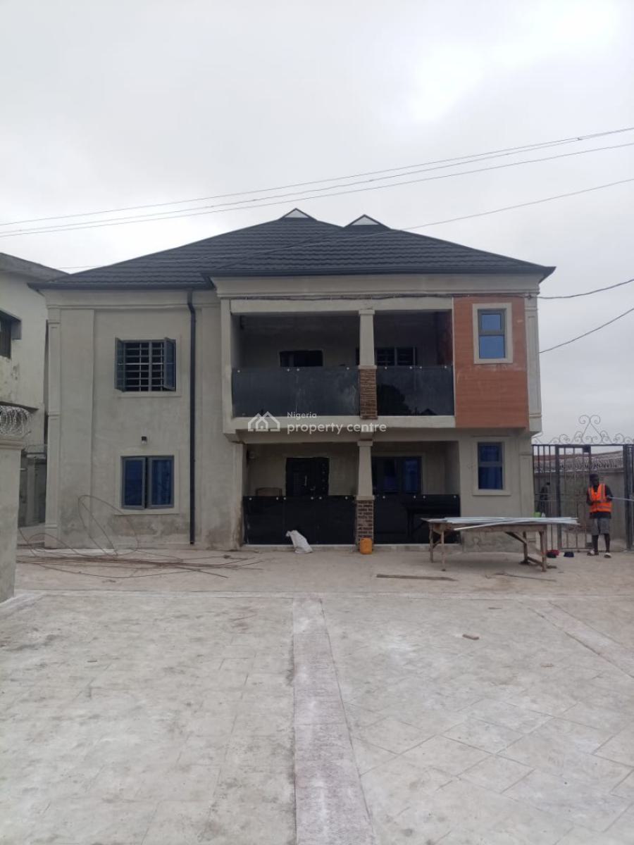 Brand New 3 Bedrooms Flat, Johnson Awe, Oluyole, Oyo, Flat / Apartment for Rent