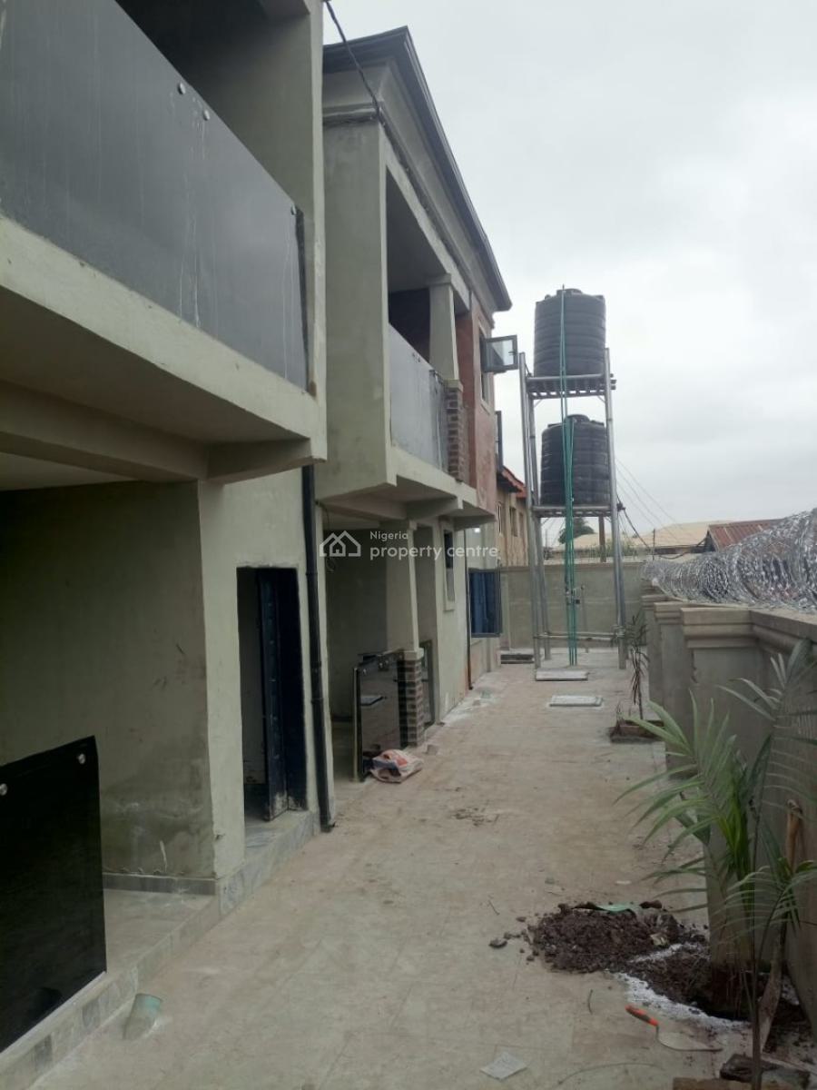 Brand New 3 Bedrooms Flat, Johnson Awe, Oluyole, Oyo, Flat / Apartment for Rent