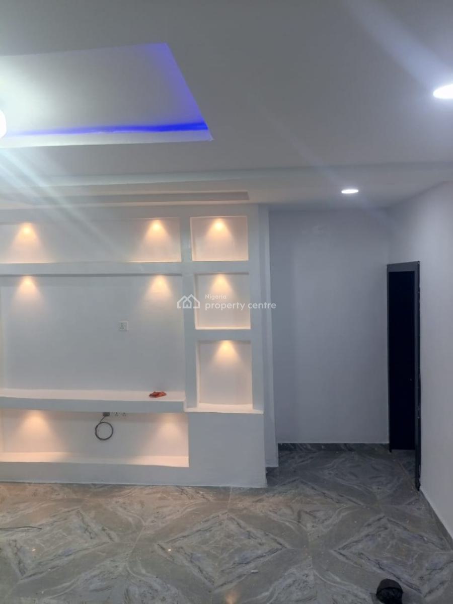 Brand New 3 Bedrooms Flat, Johnson Awe, Oluyole, Oyo, Flat / Apartment for Rent