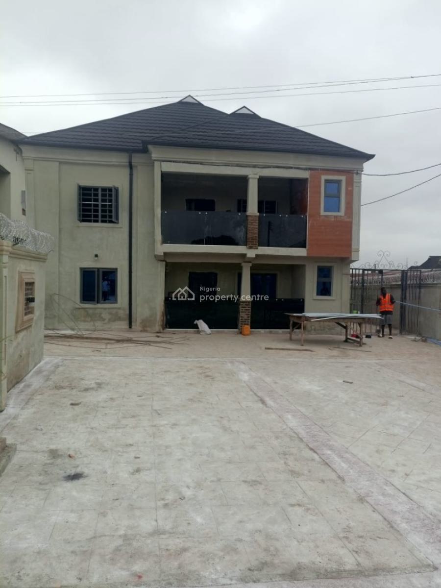 Brand New 3 Bedrooms Flat, Johnson Awe, Oluyole, Oyo, Flat / Apartment for Rent